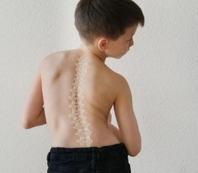 هل يعيد وقت الشاشة تشكيل العمود الفقري للجيل؟